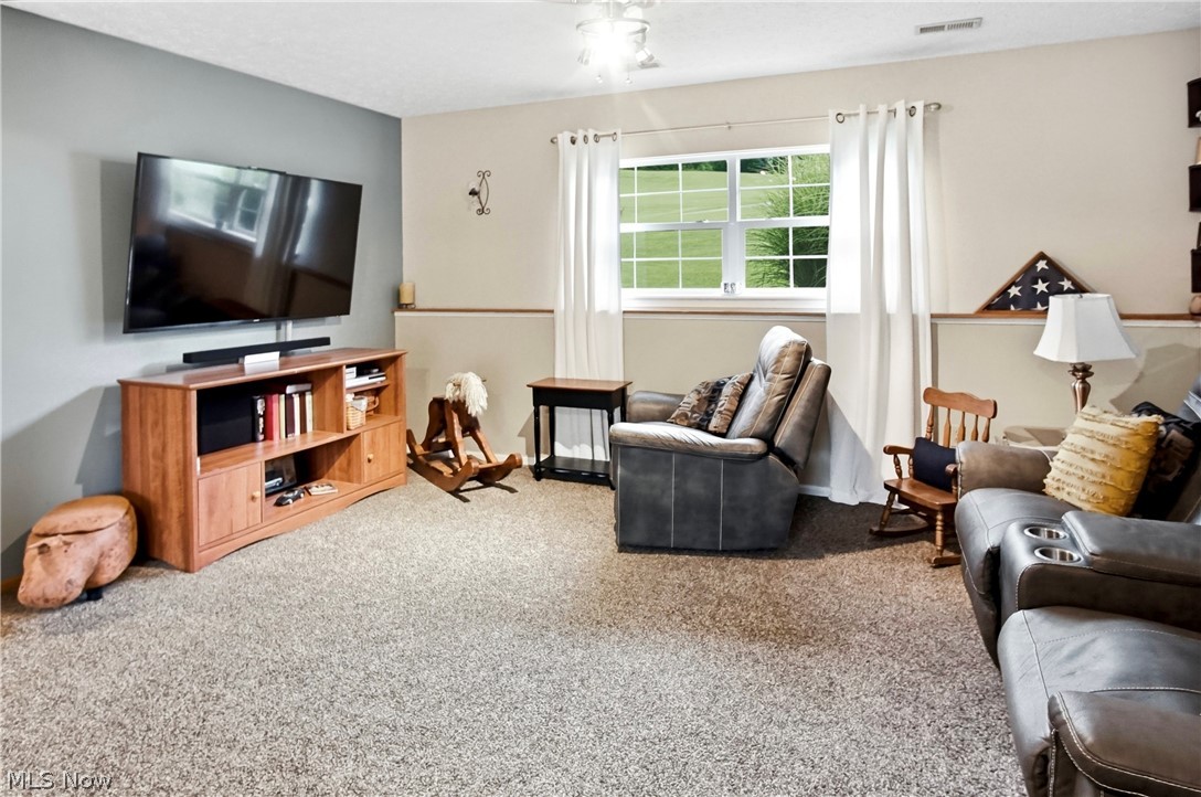 6720 Layman Drive Nashport OH 43830