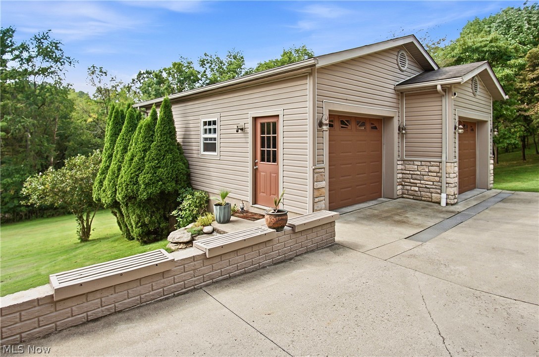 6720 Layman Drive Nashport OH 43830