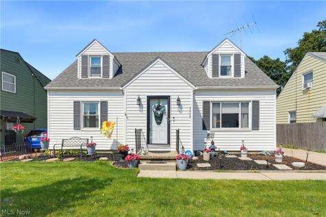 2005 Lindbergh Avenue Cuyahoga Falls OH 44223