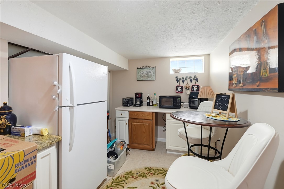 2005 Lindbergh Avenue Cuyahoga Falls OH 44223