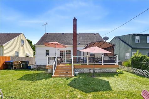 2005 Lindbergh Avenue Cuyahoga Falls OH 44223