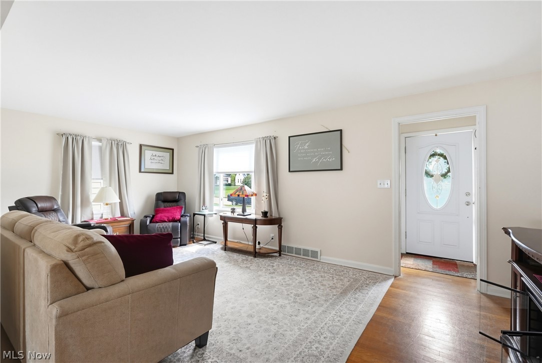 2005 Lindbergh Avenue Cuyahoga Falls OH 44223