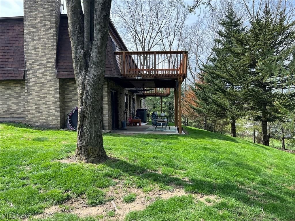 1513 Meadow Square NE Bolivar OH 44612