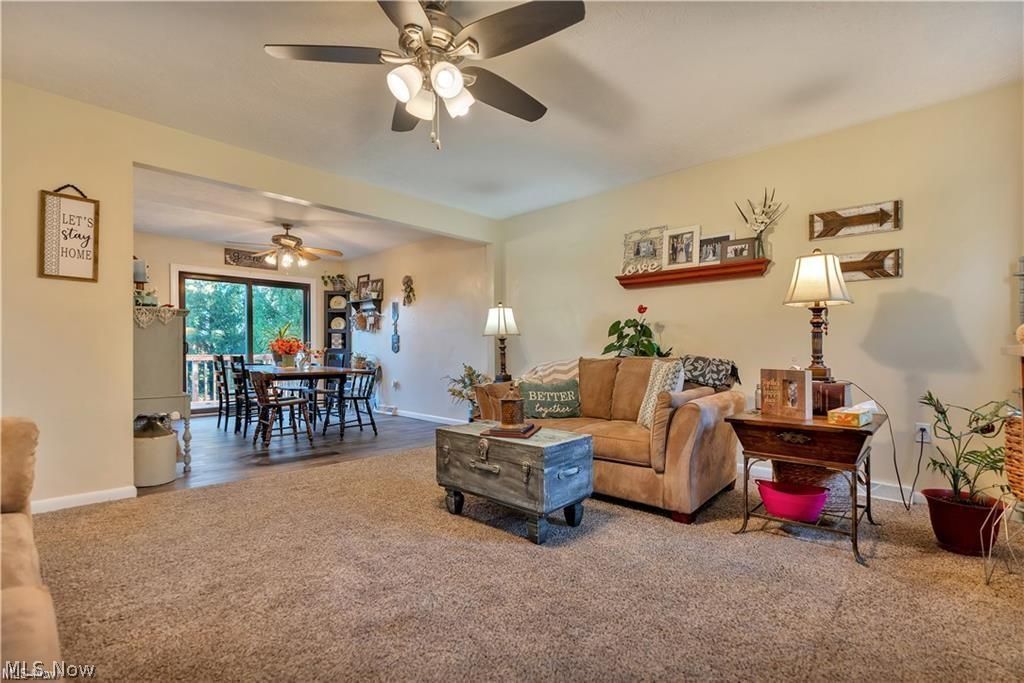 1513 Meadow Square NE Bolivar OH 44612