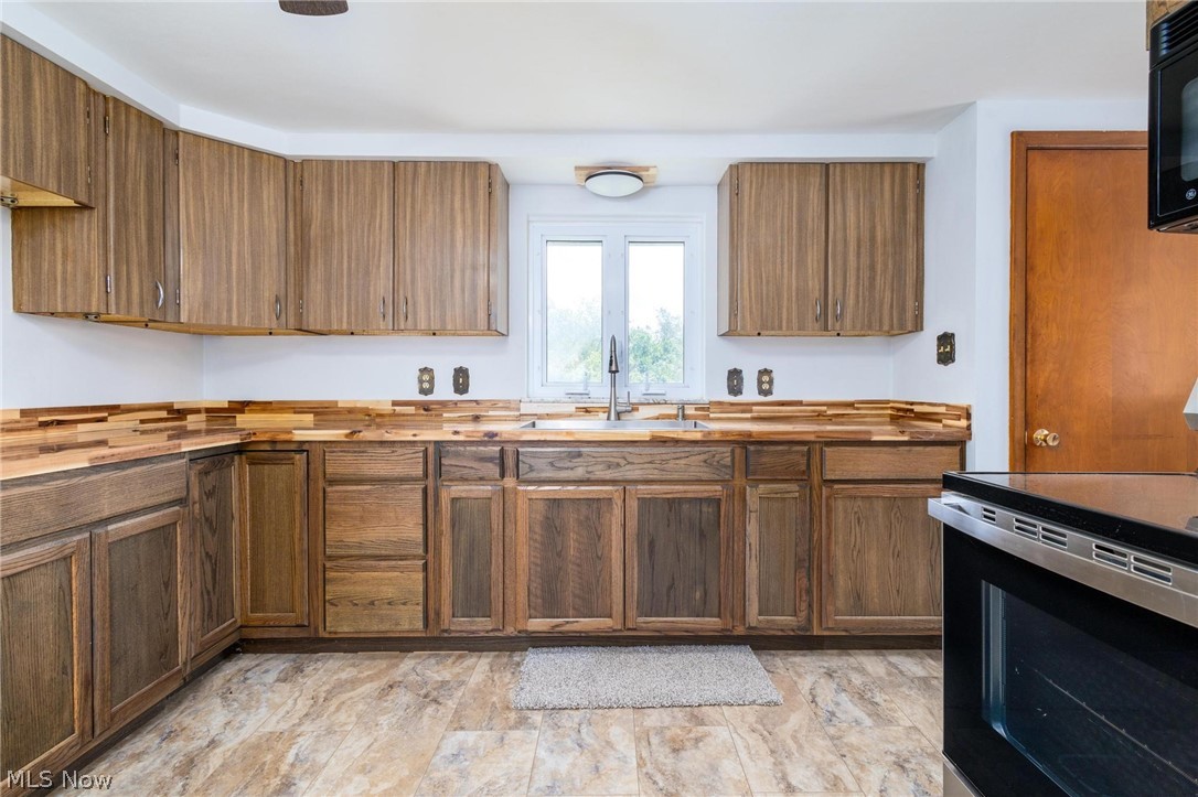 128 Grandview Drive Wintersville OH 43953