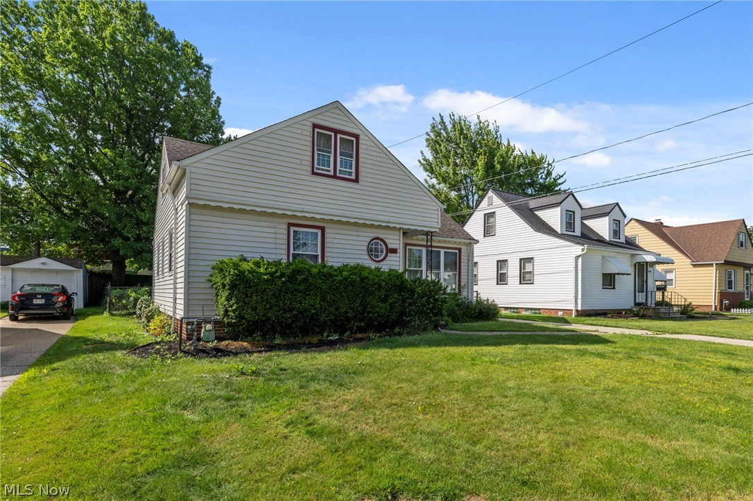 29002 Foxboro Street Willowick OH 44095