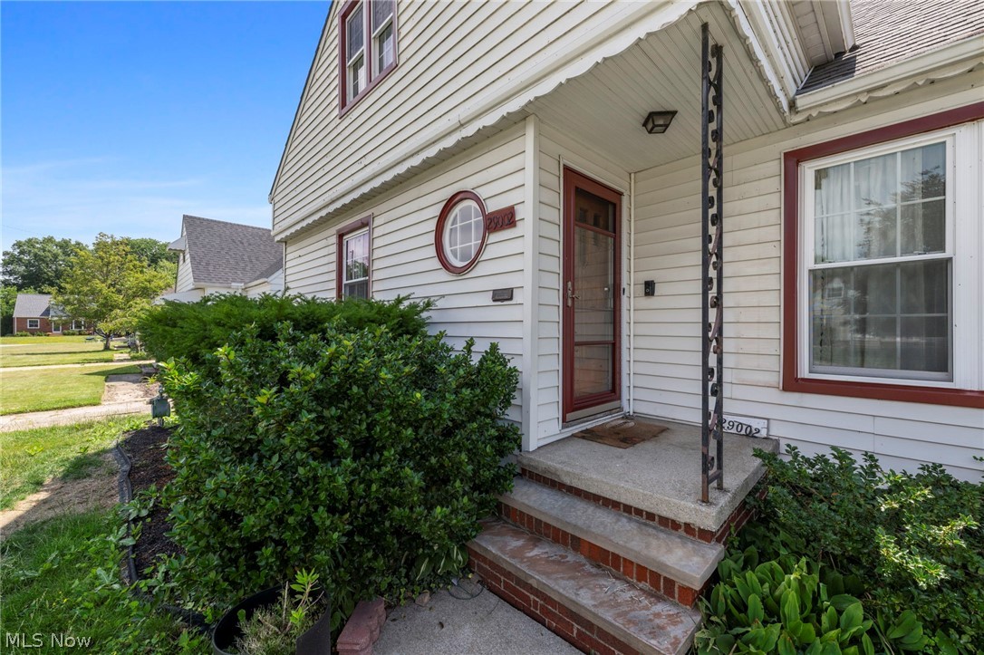 29002 Foxboro Street Willowick OH 44095