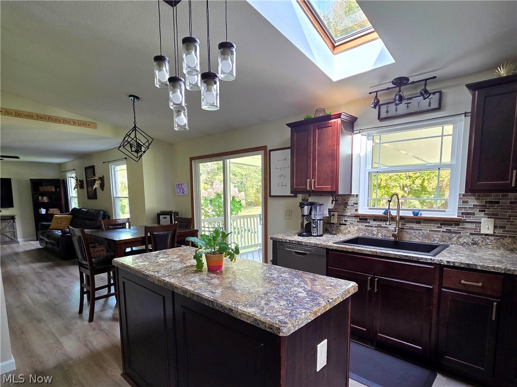 14640 Creed Road Diamond OH 44412