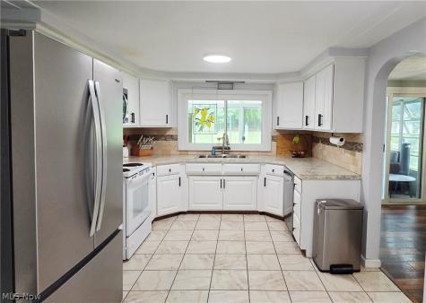 7907 Baumhart Road Amherst OH 44001