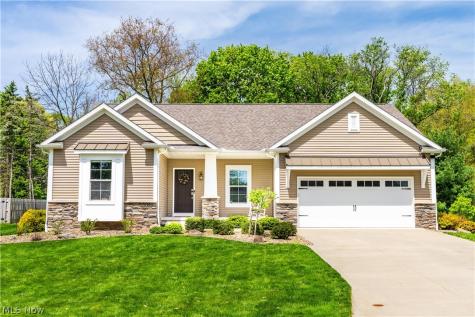 3693 Stratavon Street NW North Canton OH 44720