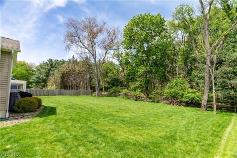 3693 Stratavon Street NW North Canton OH 44720