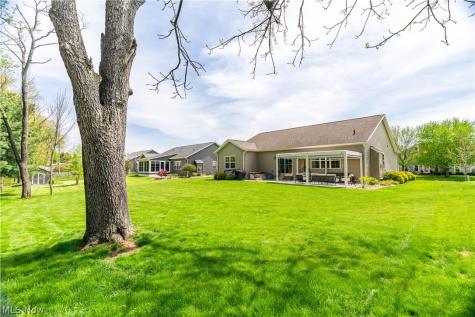 3693 Stratavon Street NW North Canton OH 44720