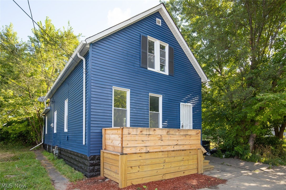 5011 Guy Avenue Cleveland OH 44127