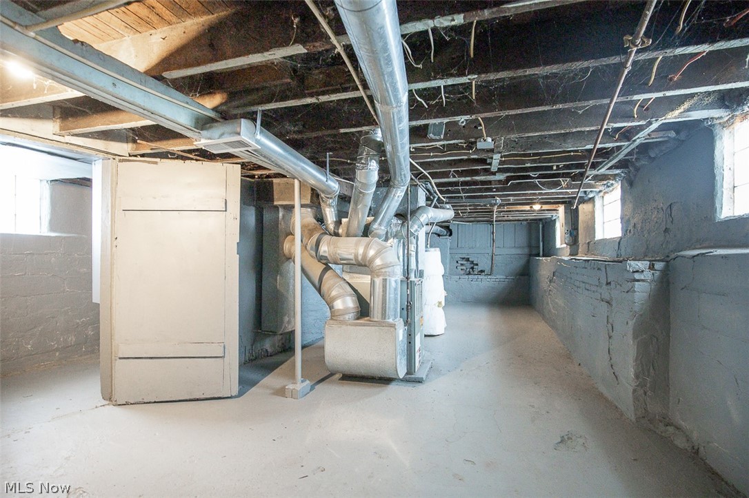 5011 Guy Avenue Cleveland OH 44127