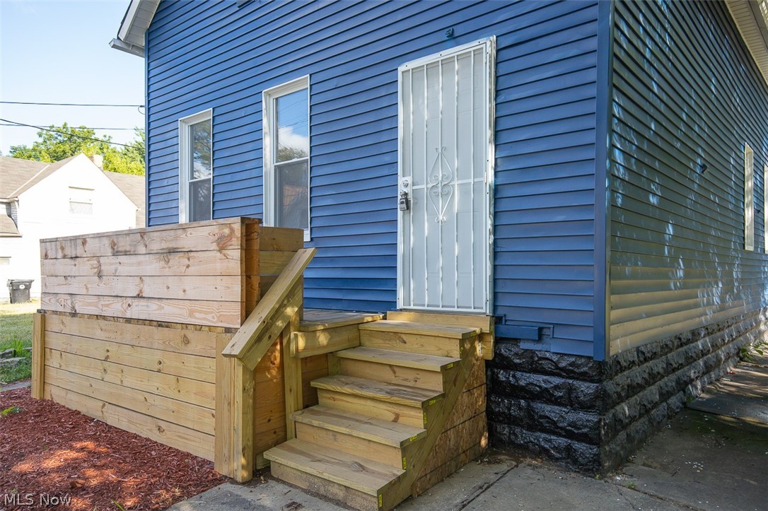5011 Guy Avenue Cleveland OH 44127