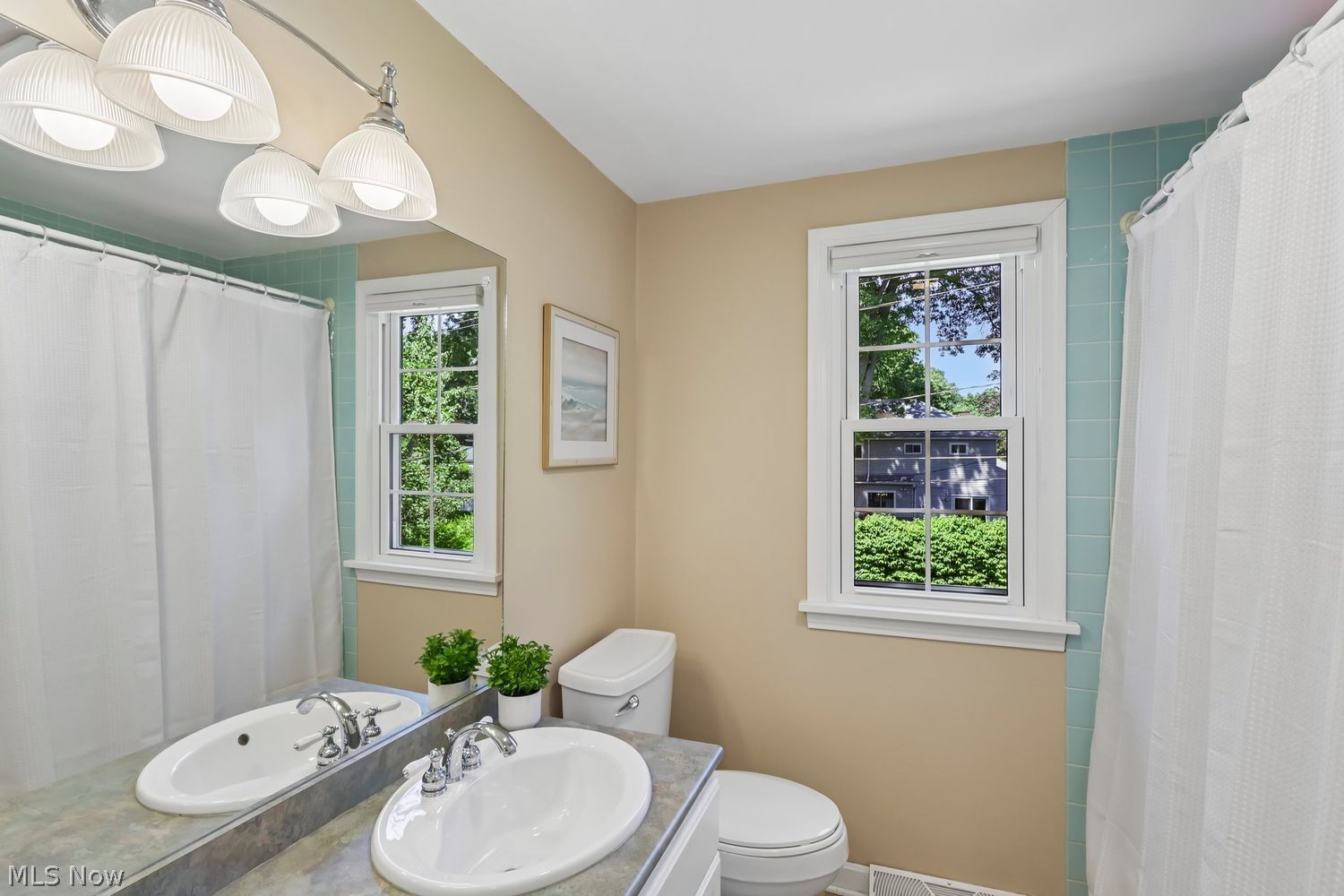 3394 Palmer Drive Rocky River OH 44116