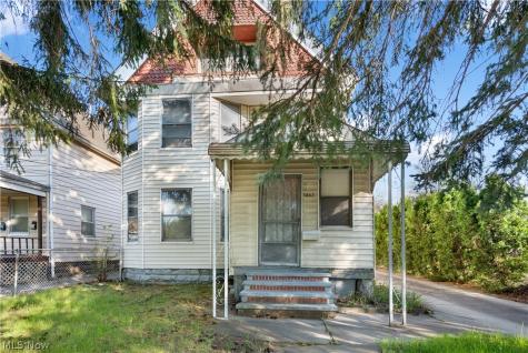 5862 Cable Avenue Cleveland OH 44127