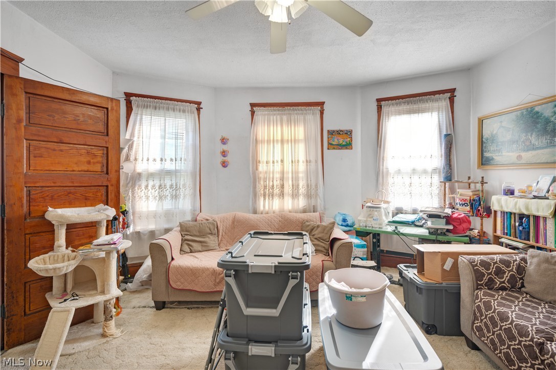 5862 Cable Avenue Cleveland OH 44127