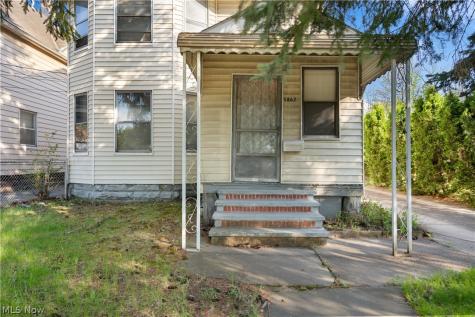 5862 Cable Avenue Cleveland OH 44127