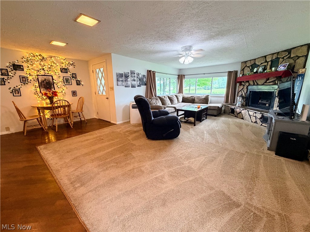 728 Johnson Plank Road NE Warren OH 44481