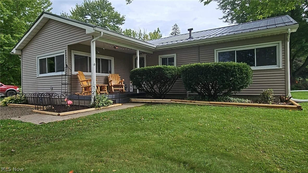 728 Johnson Plank Road NE Warren OH 44481