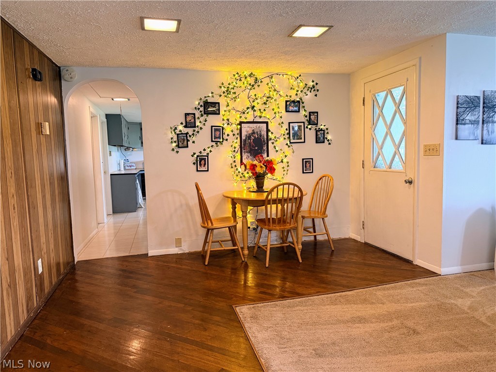 728 Johnson Plank Road NE Warren OH 44481