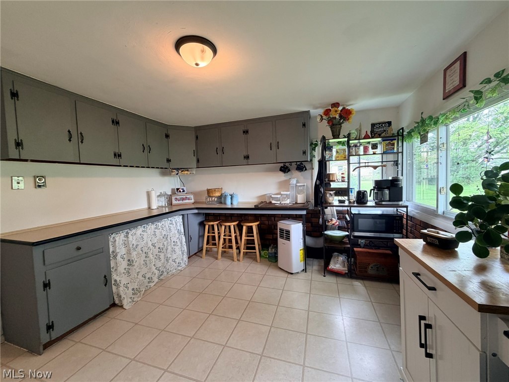 728 Johnson Plank Road NE Warren OH 44481