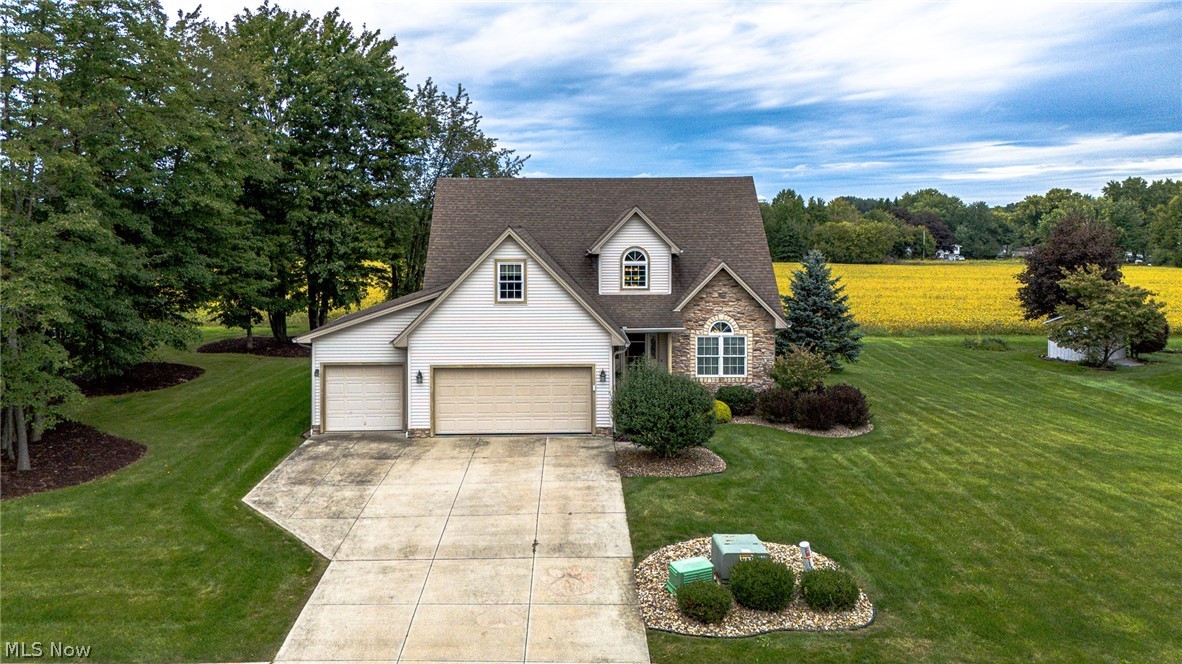 5290 Skye Drive New Middletown OH 44442