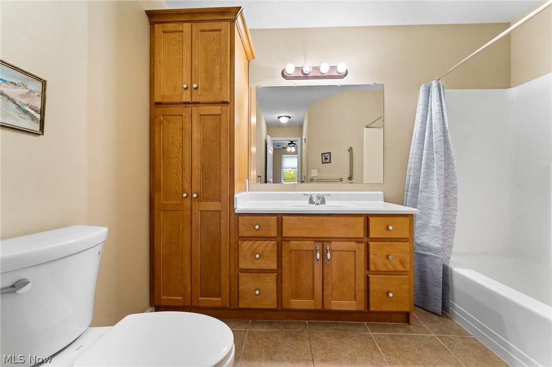 5290 Skye Drive New Middletown OH 44442
