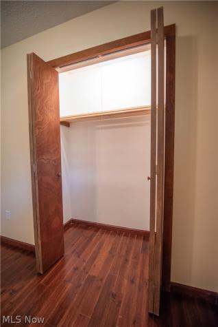 25429 Tyndall Falls Drive Olmsted Falls OH 44138