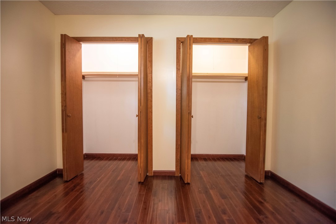 25429 Tyndall Falls Drive Olmsted Falls OH 44138
