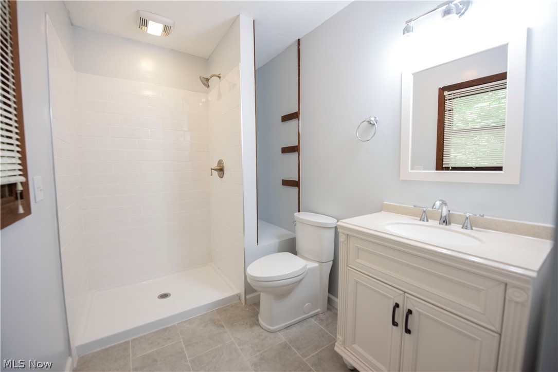 25429 Tyndall Falls Drive Olmsted Falls OH 44138