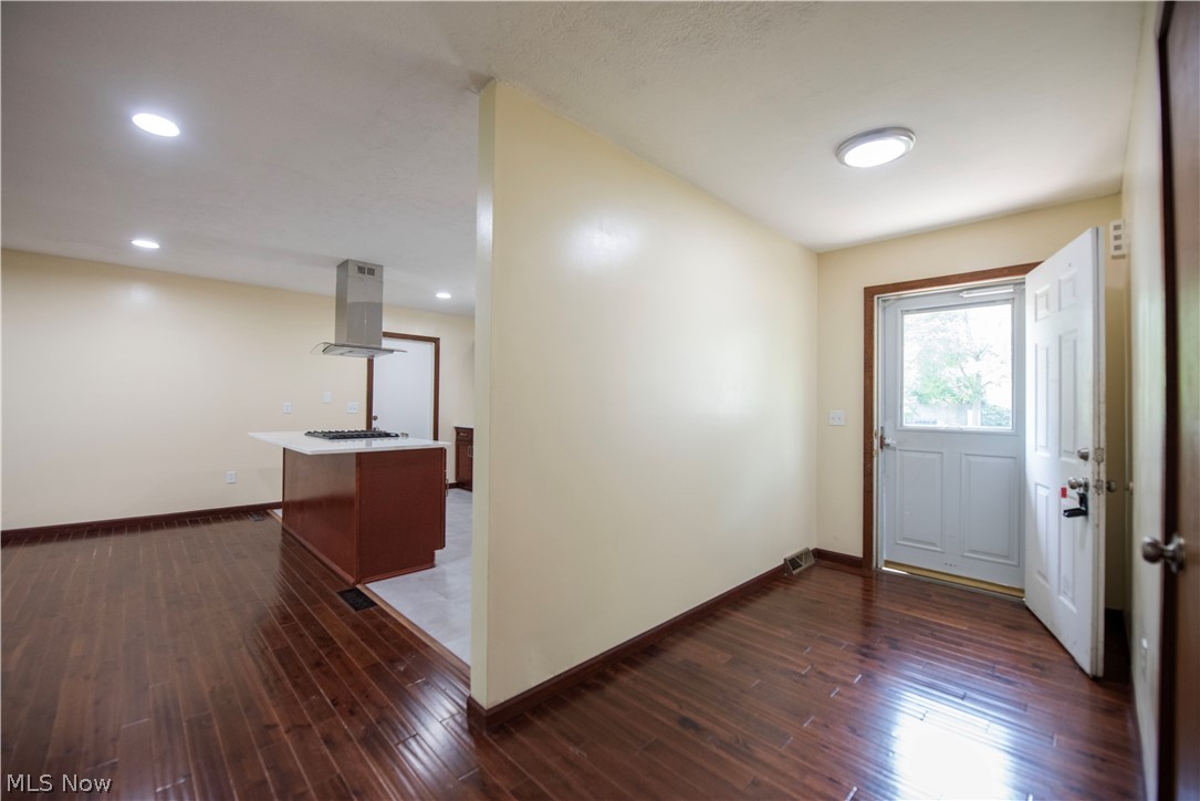 25429 Tyndall Falls Drive Olmsted Falls OH 44138