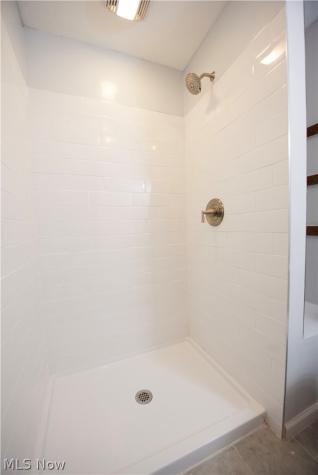 25429 Tyndall Falls Drive Olmsted Falls OH 44138