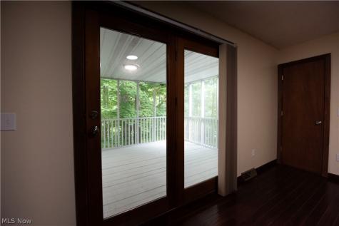 25429 Tyndall Falls Drive Olmsted Falls OH 44138