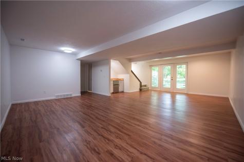 25429 Tyndall Falls Drive Olmsted Falls OH 44138
