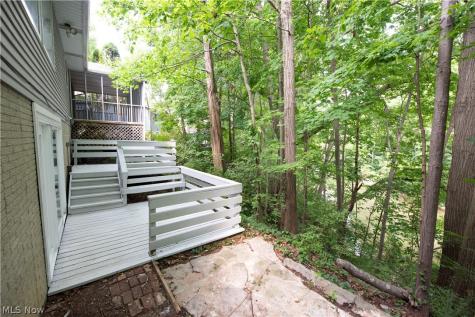 25429 Tyndall Falls Drive Olmsted Falls OH 44138