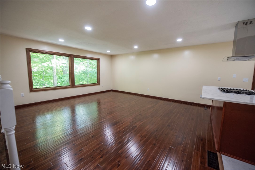 25429 Tyndall Falls Drive Olmsted Falls OH 44138