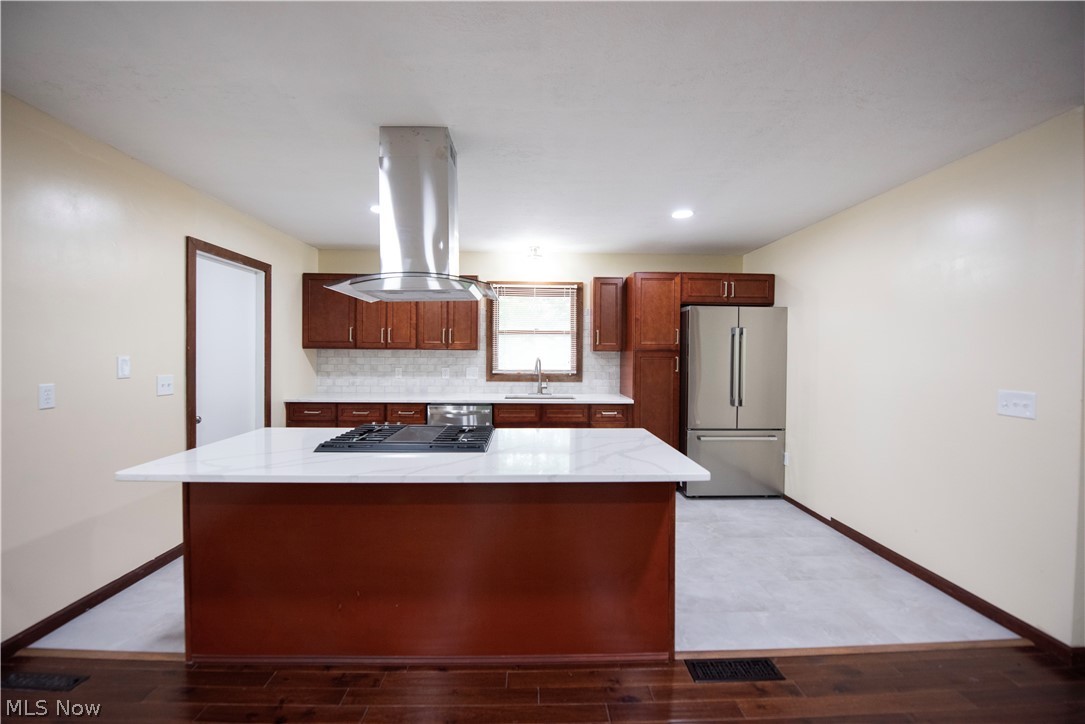 25429 Tyndall Falls Drive Olmsted Falls OH 44138