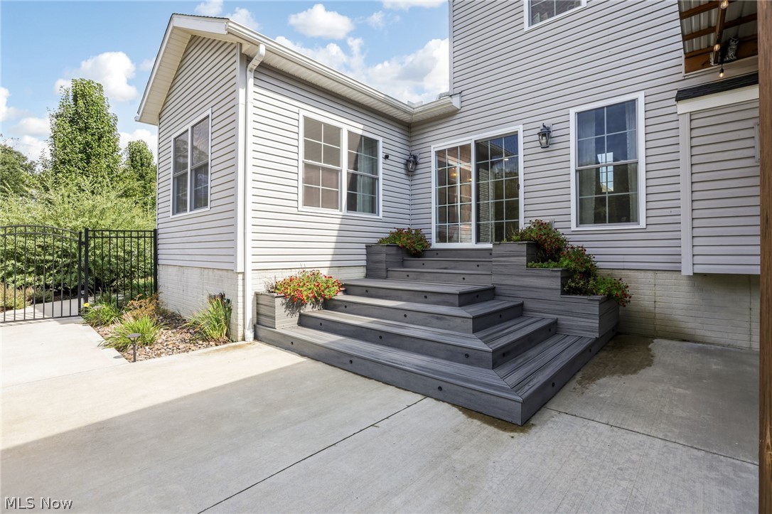 2435 Odessa Drive Zanesville OH 43701