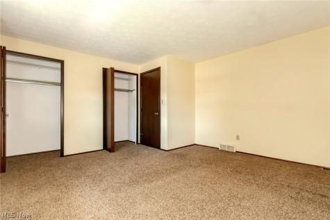 249 Shore Drive Eastlake OH 44095