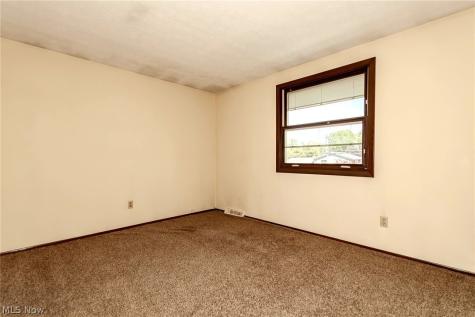 249 Shore Drive Eastlake OH 44095