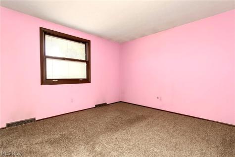 249 Shore Drive Eastlake OH 44095