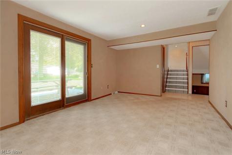 249 Shore Drive Eastlake OH 44095