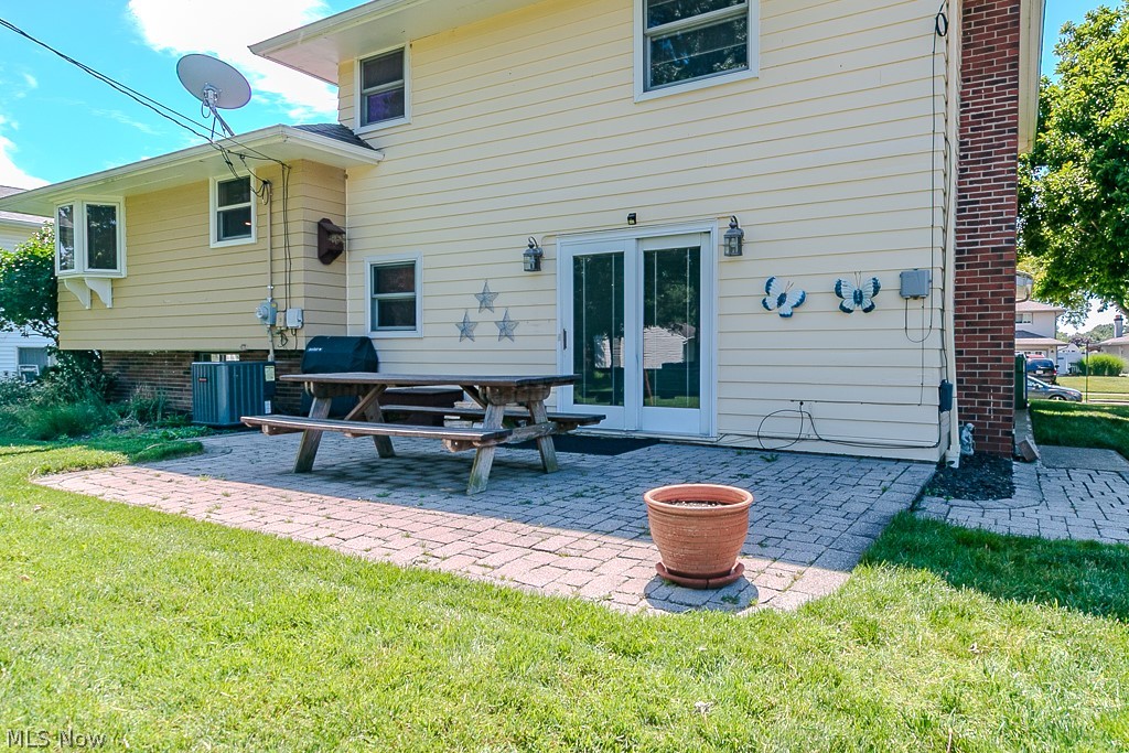249 Shore Drive Eastlake OH 44095