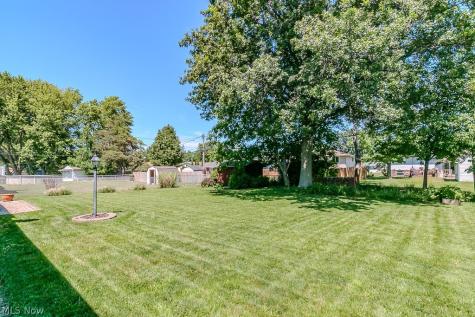 249 Shore Drive Eastlake OH 44095