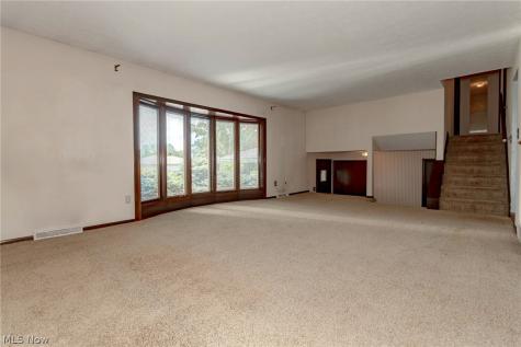 249 Shore Drive Eastlake OH 44095