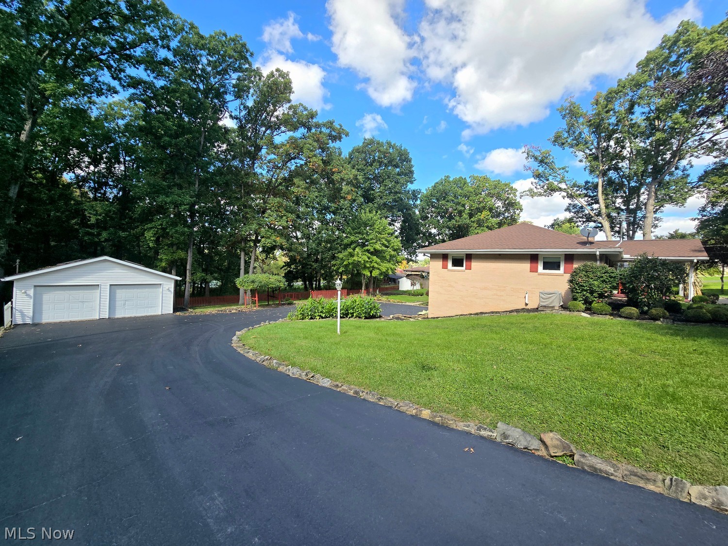 15987 Highland Drive East Liverpool OH 43920