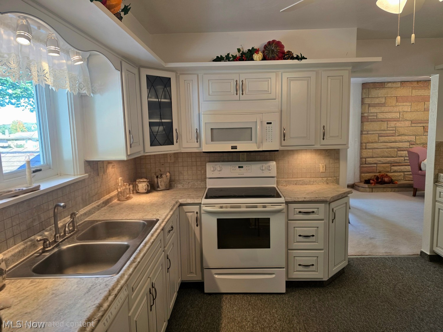 15987 Highland Drive East Liverpool OH 43920