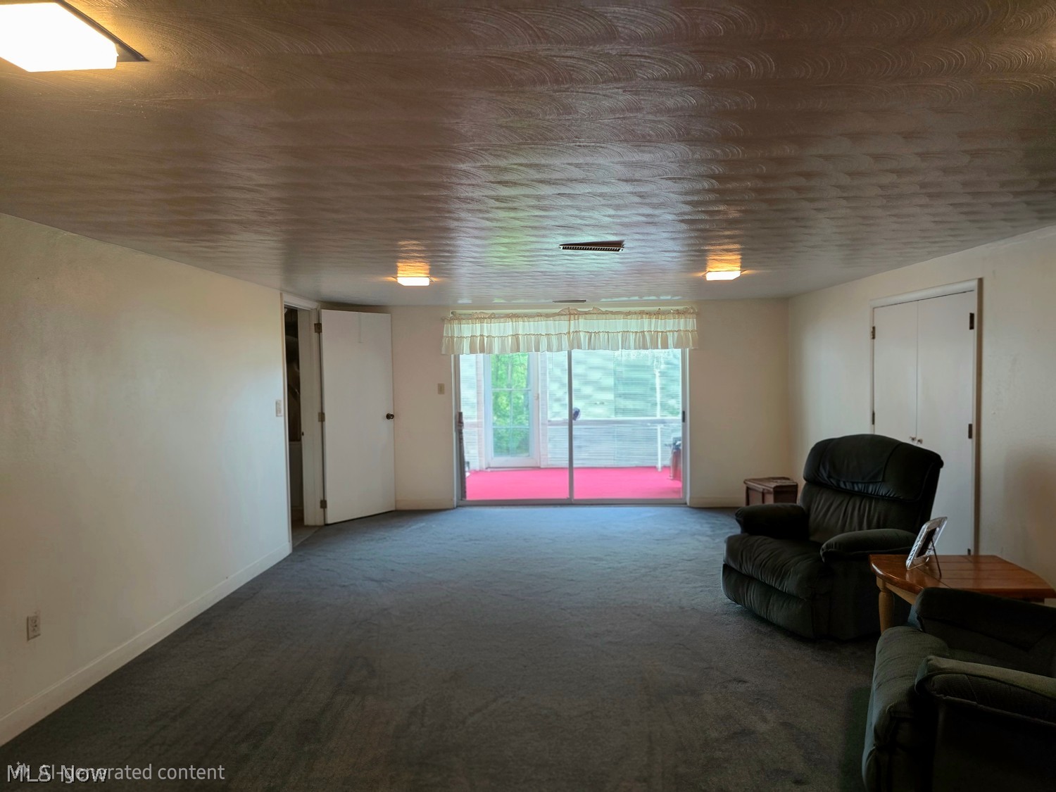 15987 Highland Drive East Liverpool OH 43920